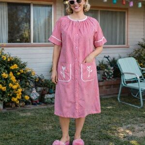 Vintage Pink Candy Striped Tulip Housecoat Robe